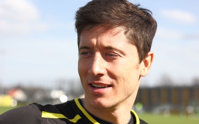 星空电竞-伯贝这跑位鬼魅般存在